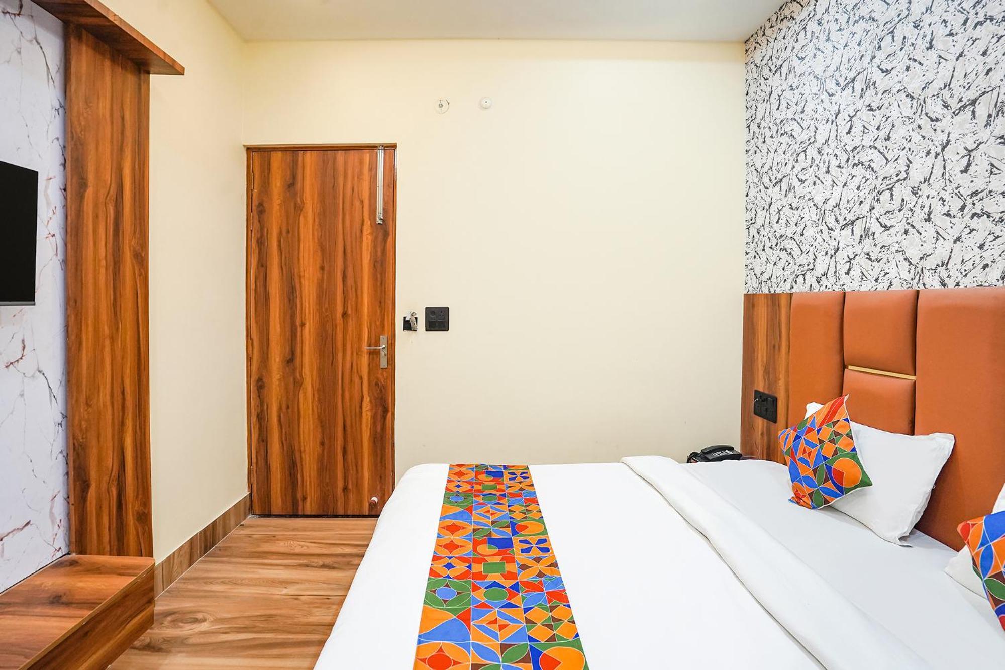 Fabhotel The Vrindavan Inn Vrindāvan Exterior foto