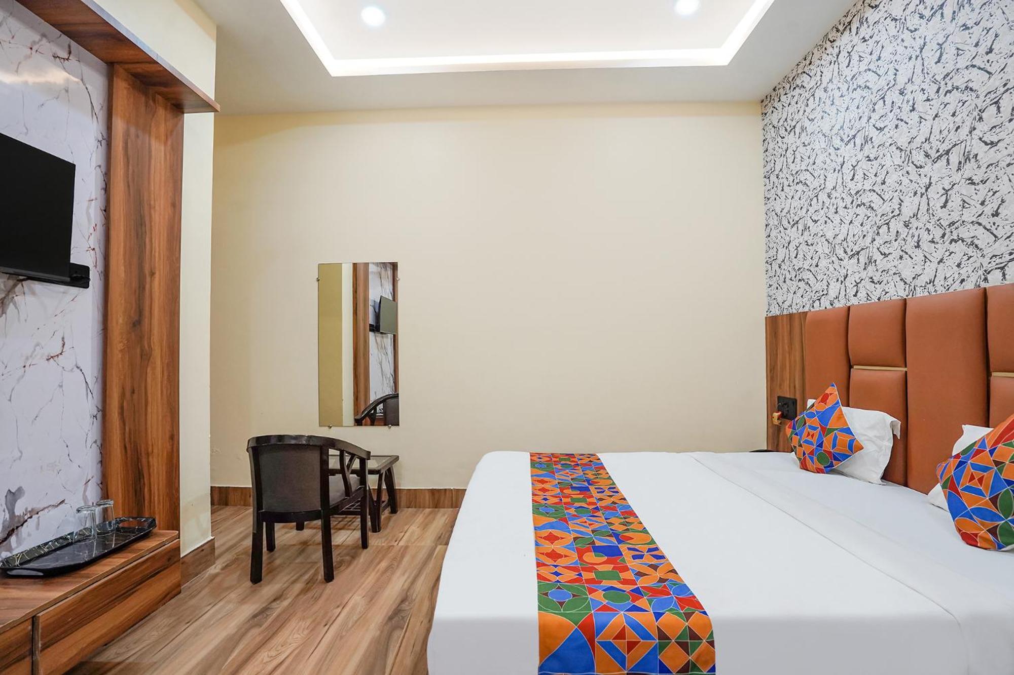 Fabhotel The Vrindavan Inn Vrindāvan Exterior foto